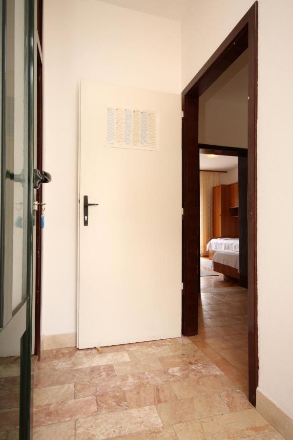 Apartments By The Sea Brist, Makarska - 505 بوداكا المظهر الخارجي الصورة